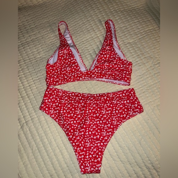Women’s two piece swim suit size Large - Picture 3 of 8